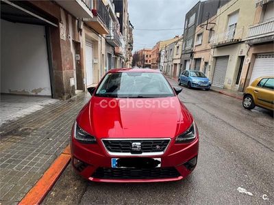 Usado Seat Ibiza FR 110 CV (80 kW) 2019 Granate Berlina