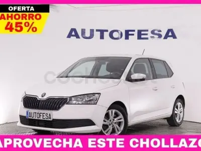 Usado Skoda Fabia Ambition 95 CV (69 kW) 2021 Blanco Utilitario