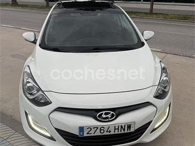 Usado Hyundai i30 90 CV (66 kW) 2013 Blanco Berlina