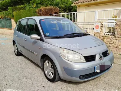 Używany Renault Scenic E-Tech Dynamique 115 KM (84 kW) 2004 Beżowy Minivan
