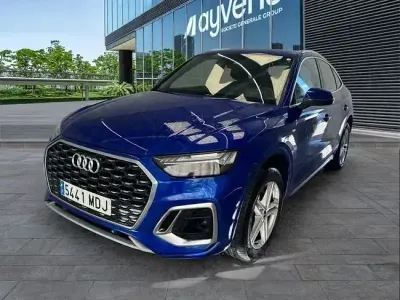 Käytetty Audi Q5 S-Line 204 HP (150 kW) 2023 Sininen Katumaasturi