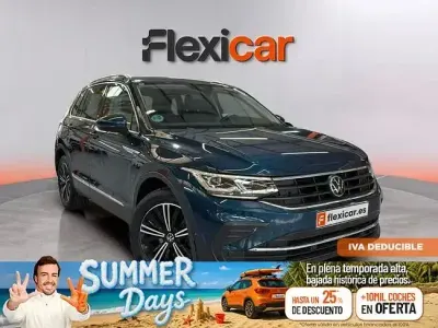 Usado VW Tiguan Life 150 CV (110 kW) 2022 Verde SUV