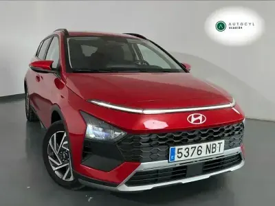 Usado Hyundai Bayon 80 CV (58 kW) 2025 Rojo SUV