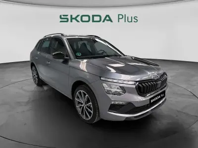 Usado Skoda Kamiq Sport 150 CV (110 kW) 2025 Gris SUV