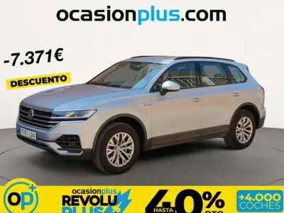 Usado VW Touareg Pure 231 CV (169 kW) 2019 Plateado SUV
