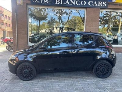 Usado Lancia Ypsilon S 69 CV (50 kW) 2014 Negro Utilitario