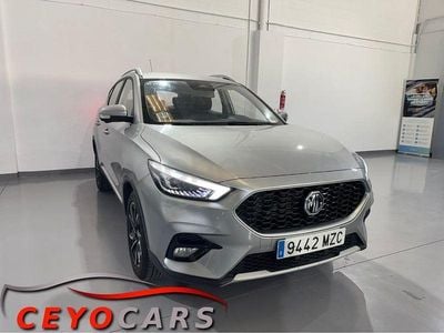 Usado MG ZS Luxury 106 CV (77 kW) 2025 Gris / plata SUV