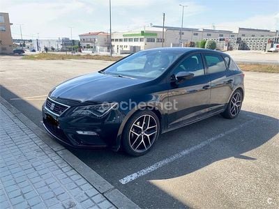 Käytetty Seat Leon FR 150 HP (110 kW) 2018 Musta Sedan