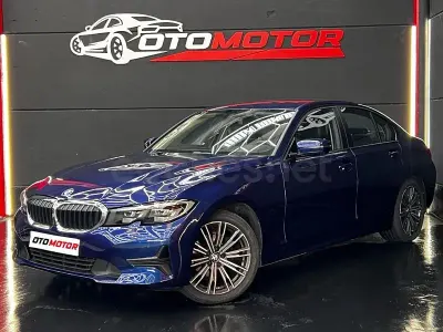 Usado BMW 318 150 CV (110 kW) 2019 Azul Berlina