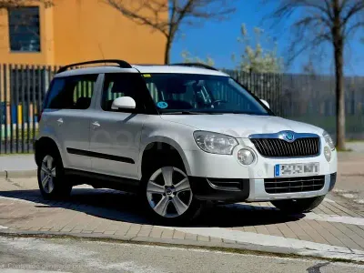 Usado Skoda Yeti Ambition 105 CV (77 kW) 2010 Blanco SUV