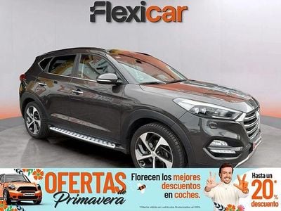 Usado Hyundai Tucson Style 176 CV (129 kW) 2017 Gris SUV