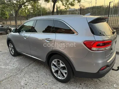 Usado Kia Sorento GT-Line 200 CV (147 kW) 2018 Gris / plata SUV