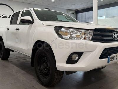 Usado Toyota HiLux Plus 150 CV (110 kW) 2020 Blanco Pickup/Camioneta