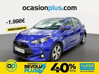 Usado Toyota Yaris Hybrid Active 116 CV (85 kW) 2024 Azul Berlina
