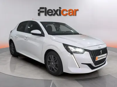 Usado Peugeot 208 Style 100 CV (73 kW) 2021 Blanco Utilitario