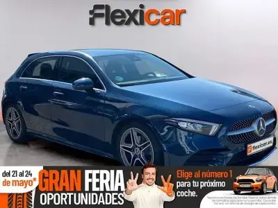 Usado Mercedes A180 116 CV (85 kW) 2020 Azul Berlina