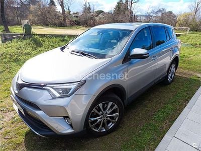 Usado Toyota RAV4 Hybrid Executive 197 CV (144 kW) 2017 Gris / plata SUV