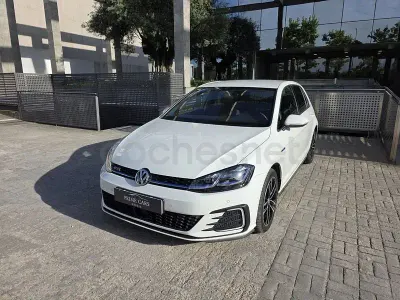 Usado VW Golf VII GTE 204 CV (150 kW) 2020 Blanco Utilitario