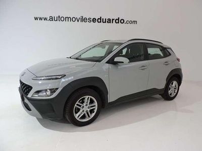 Usado Hyundai Kona 120 CV (88 kW) 2021 Gris SUV