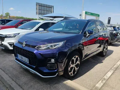 Usado Suzuki Across 306 CV (225 kW) 2020 Azul SUV