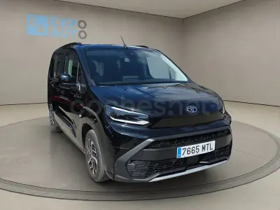 Usado Toyota Proace Verso Active 131 CV (96 kW) 2024 Negro Familiar