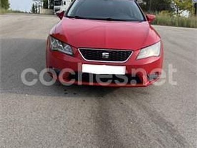 Usado Seat Leon SC Style 105 CV (77 kW) 2013 Rojo Utilitario