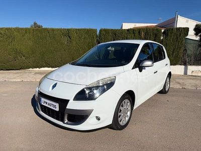 Blanco Usado 2012 Renault Scénic III Dynamique Monovolumen | 6590 € (Buen precio)