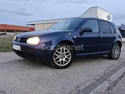 Usado VW Golf IV Highline 115 CV (84 kW) 2003 Azul Berlina