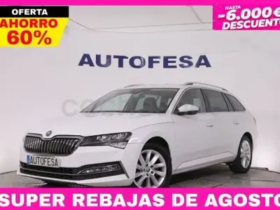 Usado Skoda Superb Style 218 CV (160 kW) 2021 Blanco Familiar