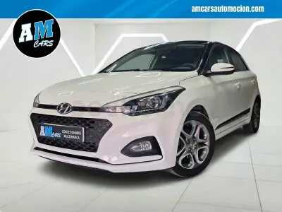 Usado Hyundai i20 100 CV (73 kW) 2019 Blanco Utilitario