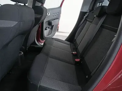 Usado Citroën C3 Feel 82 CV (60 kW) 2017 Rojo Berlina