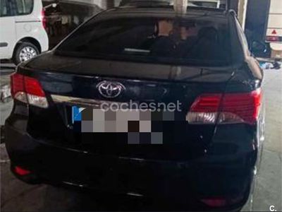 Negro Usado 2013 Toyota Avensis Advance Berlina | 4000 €