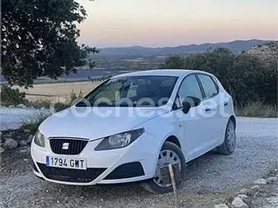 Usado Seat Ibiza 90 CV (66 kW) 2010 Blanco Berlina
