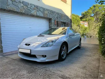 Usado Toyota Celica 143 CV (105 kW) 2000 Blanco Coupe