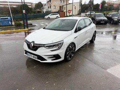 Usado Renault Mégane IV Intens 115 CV (84 kW) 2022 Blanco Berlina