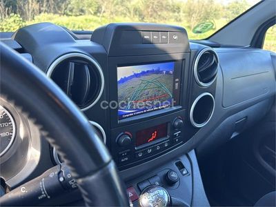 Usado Peugeot Partner Tepee Active 120 CV (88 kW) 2016 Gris / plata Monovolumen