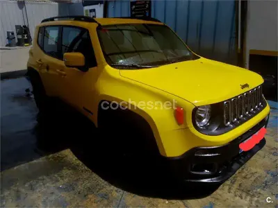 Usado Jeep Renegade Longitude 120 CV (88 kW) 2016 Amarillo SUV