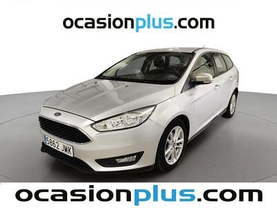 Usado Ford Focus Trend+ 125 CV (91 kW) 2016 Gris plata Utilitario