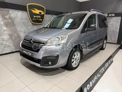 Usado Citroën e-Berlingo PureTech 110 CV (80 kW) 2018 Gris / plata Monovolumen