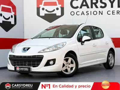 Usado Peugeot 207 Active 95 CV (69 kW) 2012 Blanco Utilitario