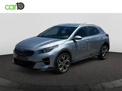 Usado Kia XCeed 141 CV (103 kW) 2021 Gris / plata SUV