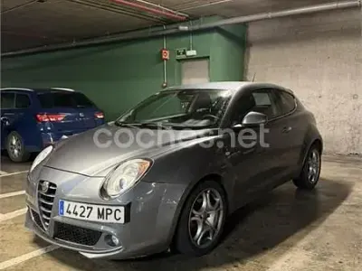 Usado Alfa Romeo MiTo Progression 95 CV (69 kW) 2011 Gris / plata Utilitario