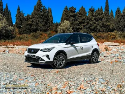 Używany Seat Arona FR 116 KM (85 kW) 2024 Biały SUV