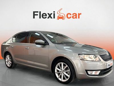 usado Skoda Octavia 1.6 TDI CR 110cv Active