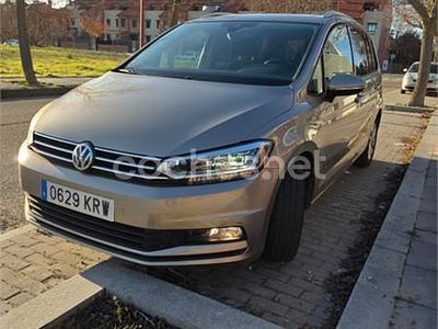 Beige Usado 2018 VW Touran Advance Monovolumen | 17.900 € (Precio justo)