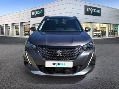 Usado Peugeot 2008 Allure 131 CV (96 kW) 2021 Gris SUV