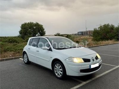 Blanco Usado 2008 Renault Mégane II Dynamique Berlina | 4000 € (Un poco caro)