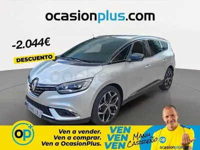 Usado Renault Grand Scénic Zen 140 CV (102 kW) 2021 Gris / plata Monovolumen