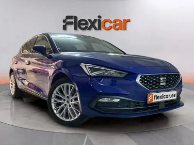 Usado Seat Leon XCELLENCE 150 CV (110 kW) 2020 Azul Berlina