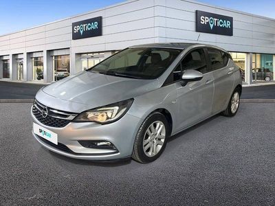 Usado Opel Astra Expression 105 CV (77 kW) 2016 Gris Berlina